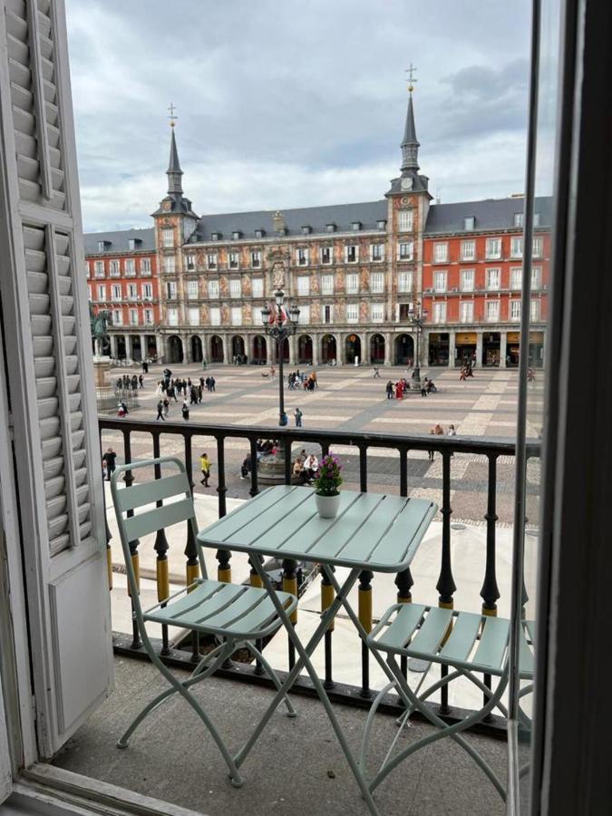 Plaza Mayor Мадрид Экстерьер фото